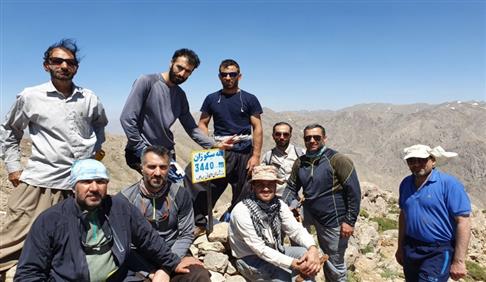 صعود مشترک اداره کل استاندارد قزوین و گروه کوهنوردی ۲۴ بعثت بروجرد به قله سه کوزان